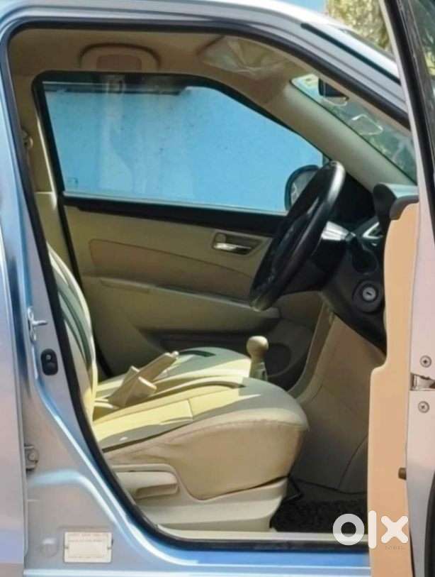 Maruti Suzuki Swift Dzire 1.2 Vxi Bsiv, 2016, Petrol