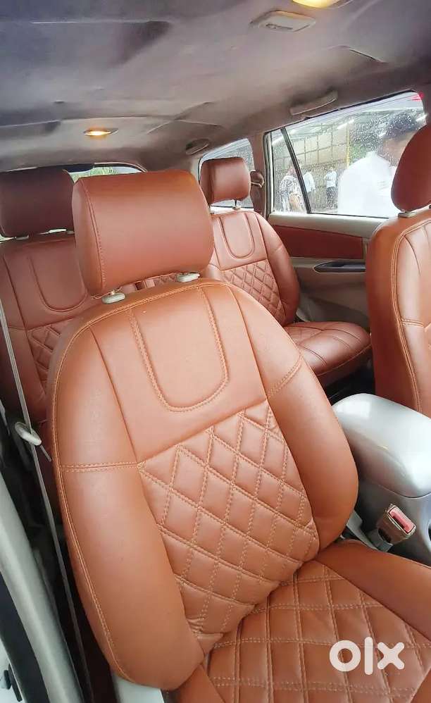 Toyota Innova 2.0 G2 2010