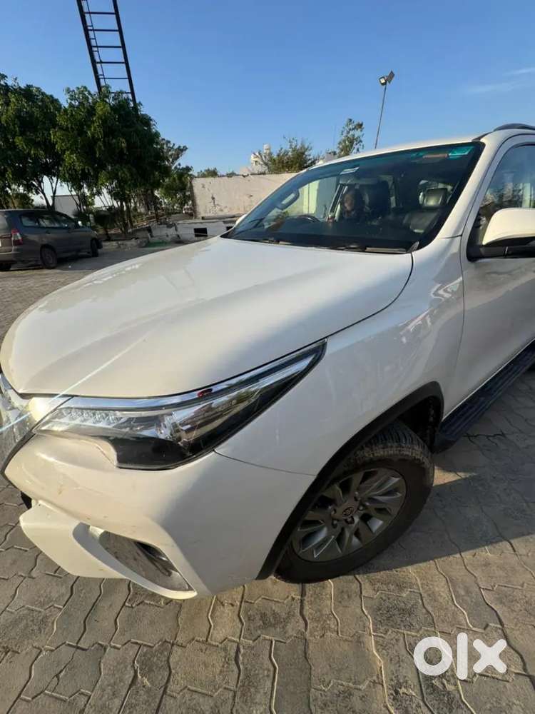 Toyota Fortuner 2016 Diesel 78000 Km Driven 2nd Owner Pb 39 Number