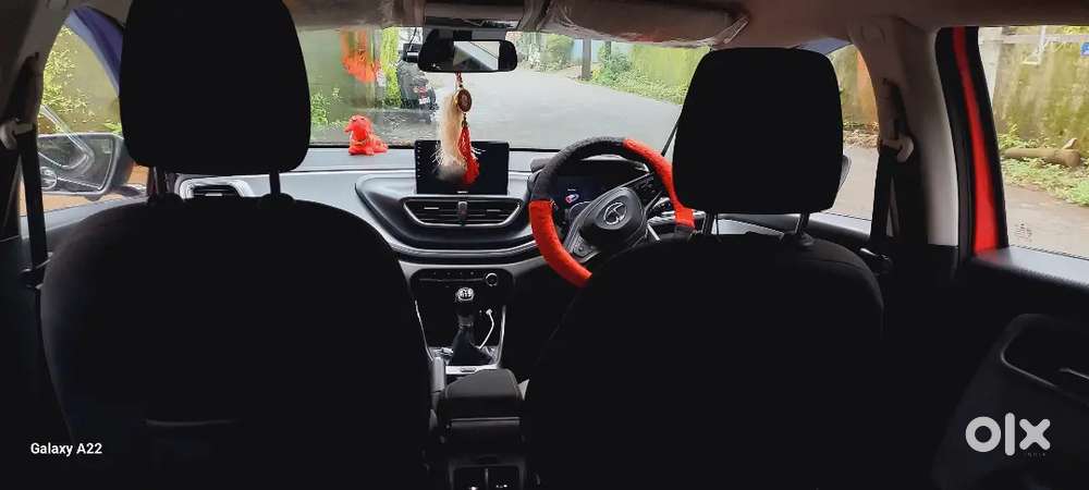 Tata Altroz Xz 2020 Months 6