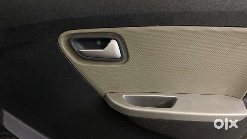 Maruti Suzuki Alto K10 Vxi Amt, 2016, Petrol