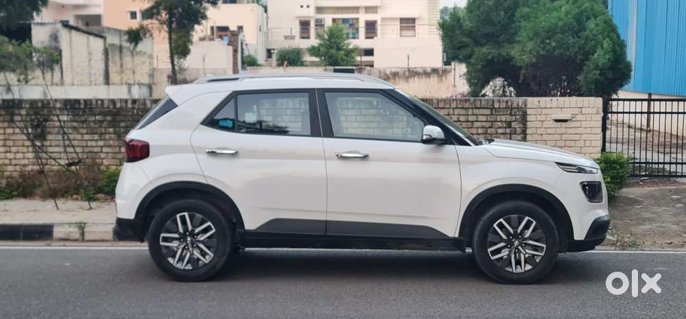 Hyundai Venue Sx Mt, 2021, Diesel