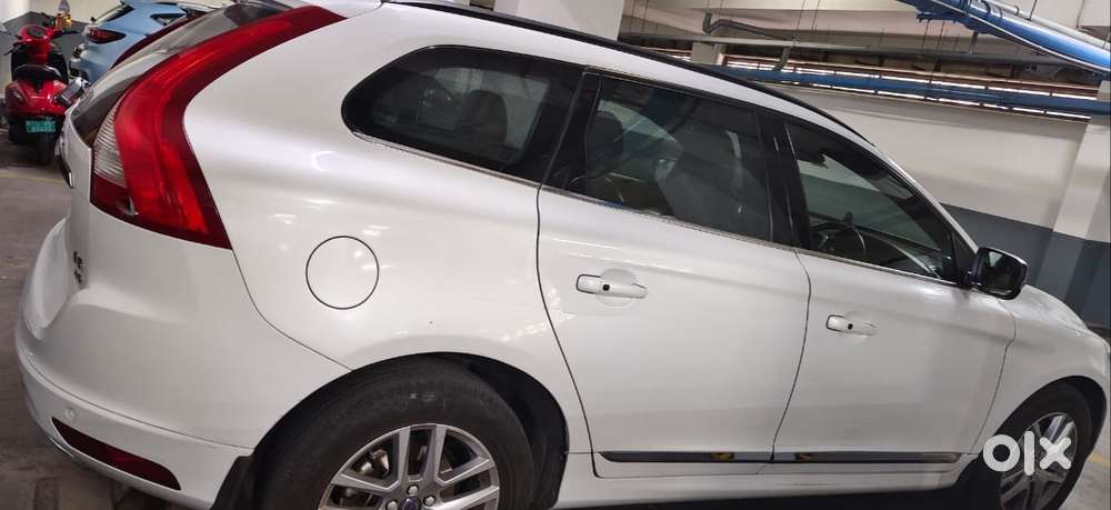 Volvo Xc60 D5 Awd Automatic, 2017, Diesel