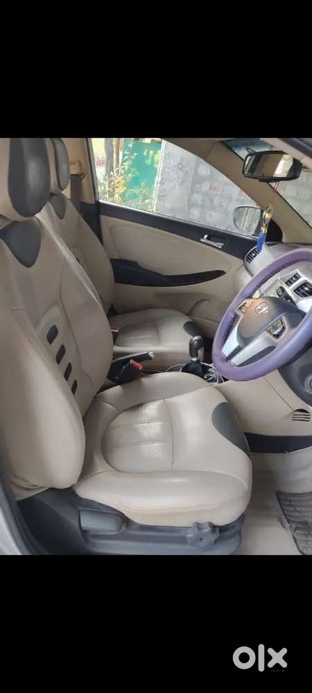 Hyundai Fluidic Verna 2012