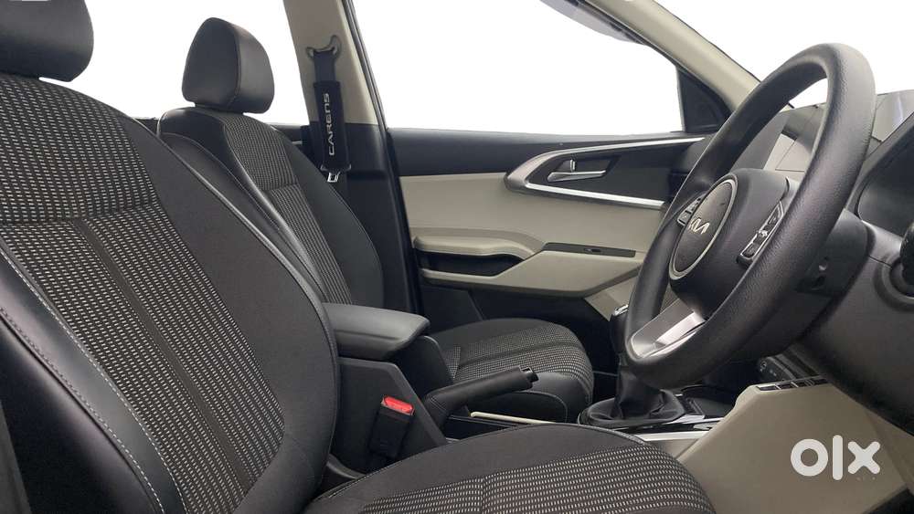Kia Carens 1.5 Prestige Plus 7 Str Imt, 2023, Petrol
