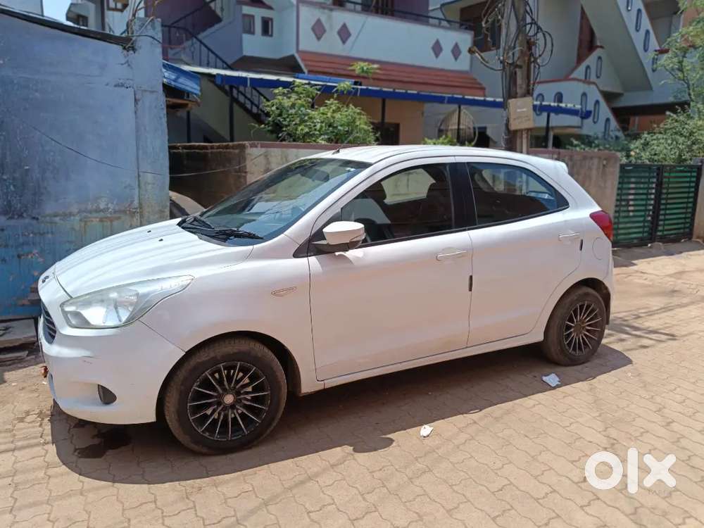 Ford Figo 2016 Petrol 38000 Km Driven.
