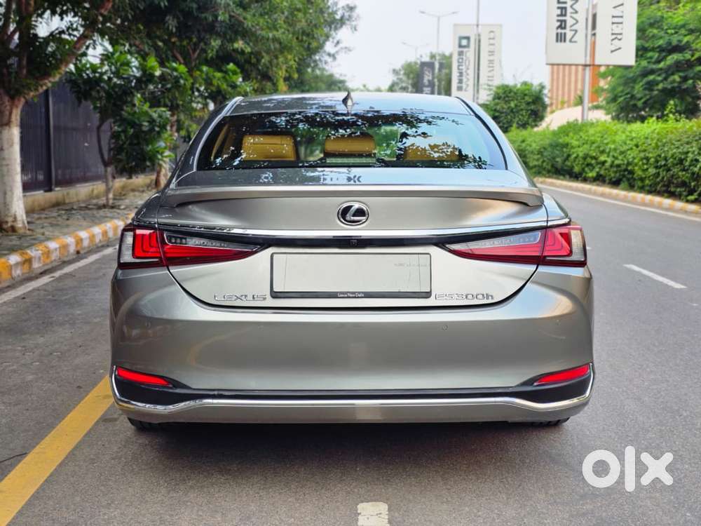 Lexus Es 300h Luxury, 2025