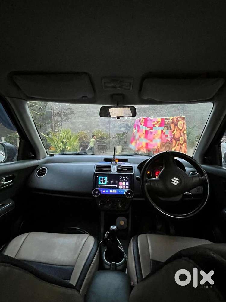 Maruti Suzuki Swift 2010 Petrol 98000 Km Driven