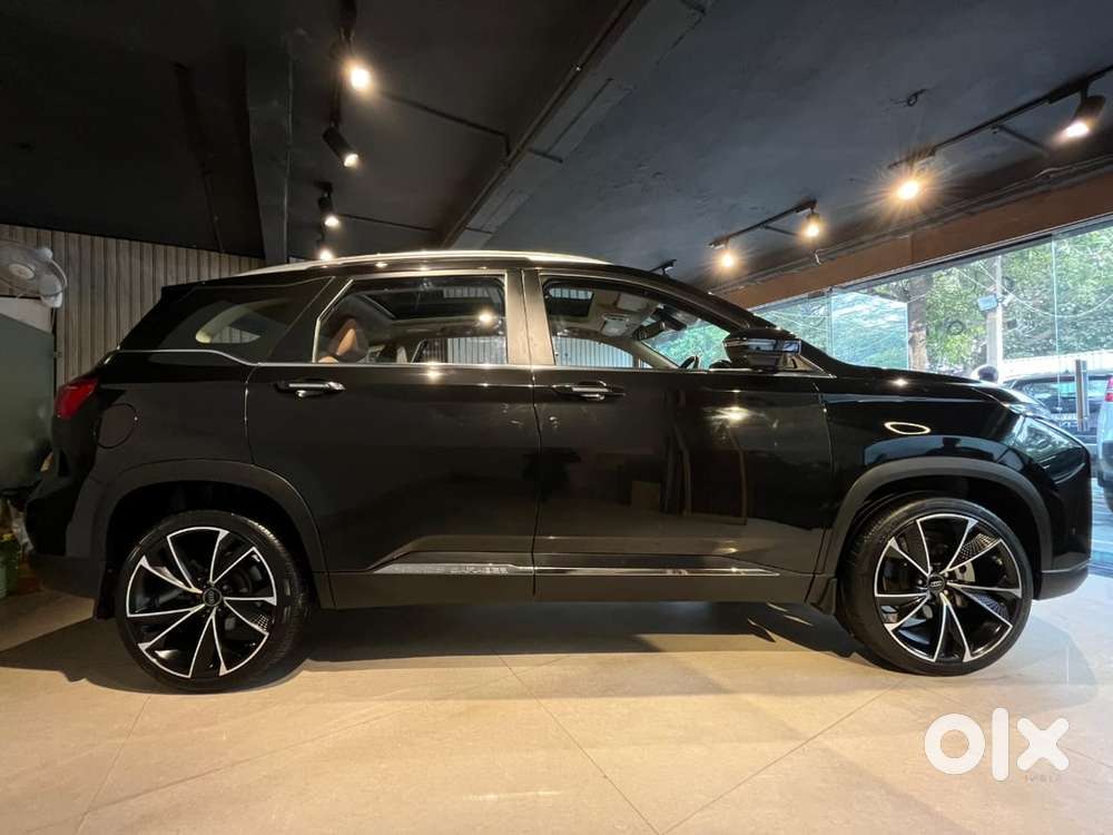 2023 Mg Hector Plus