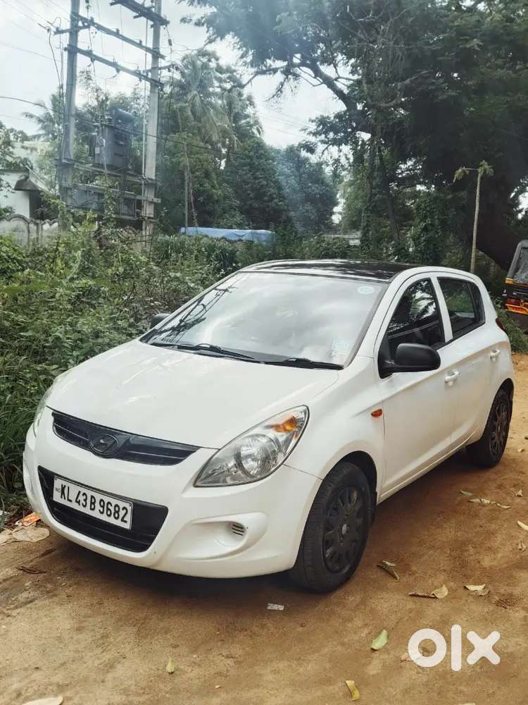 Hyundai I20 Petrol Manual 2010