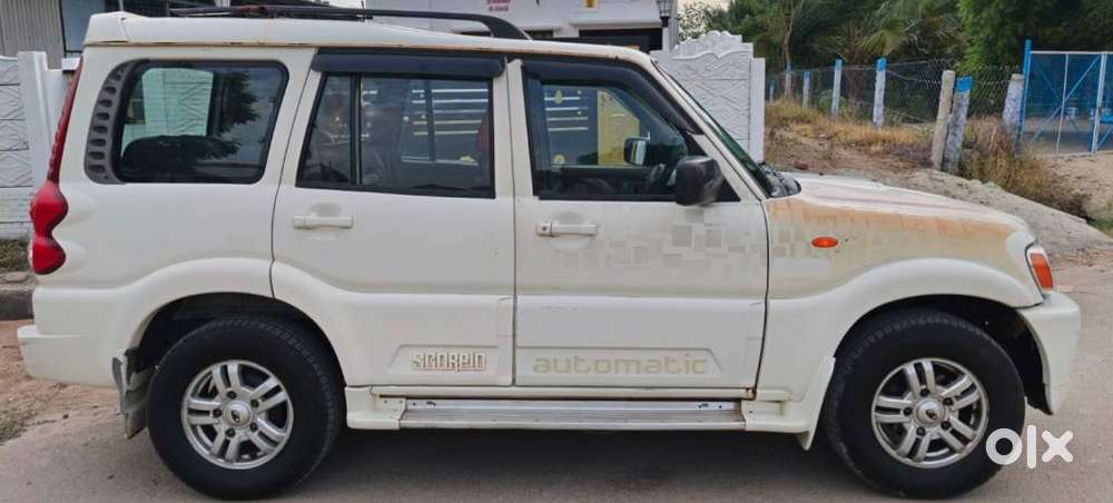 Mahindra Scorpio Vlx 2wd Abs At Bsiii, 2014, Diesel