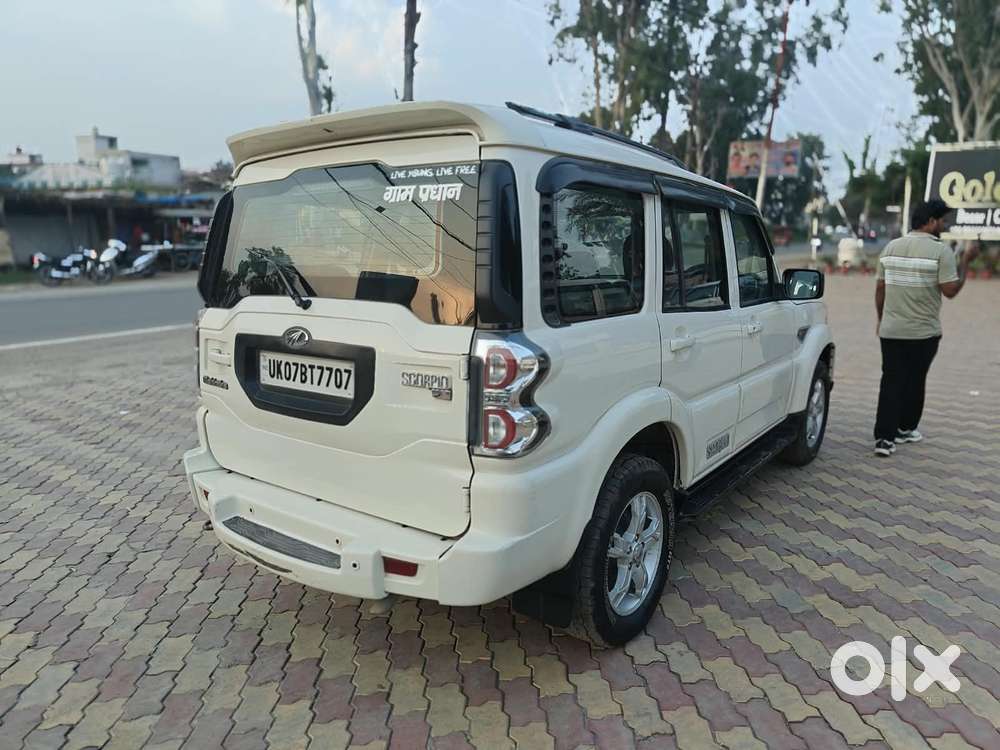 Mahindra Scorpio S8, 2016, Diesel