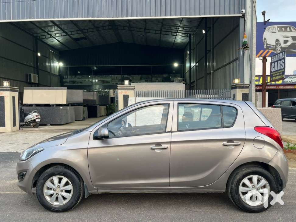 Hyundai I20 1.4 Asta (o) Crdi, 2012, Diesel
