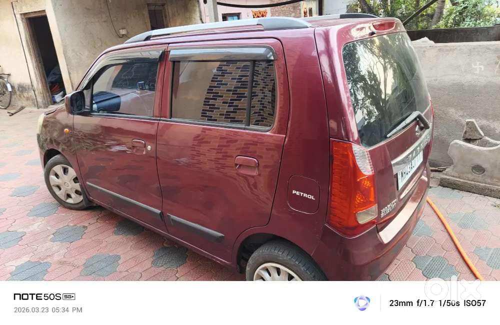 Maruti Suzuki Wagon R November 2011 Single Hand Used,2 Tyre New, 2-70%