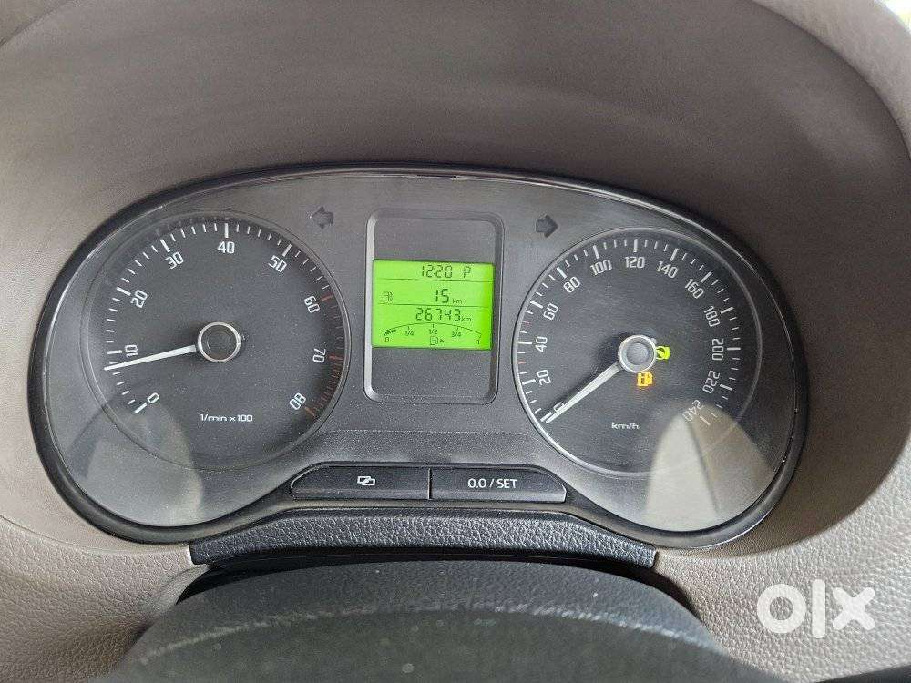 Skoda Rapid 1.6 Mpi At Elegance, 2013, Petrol