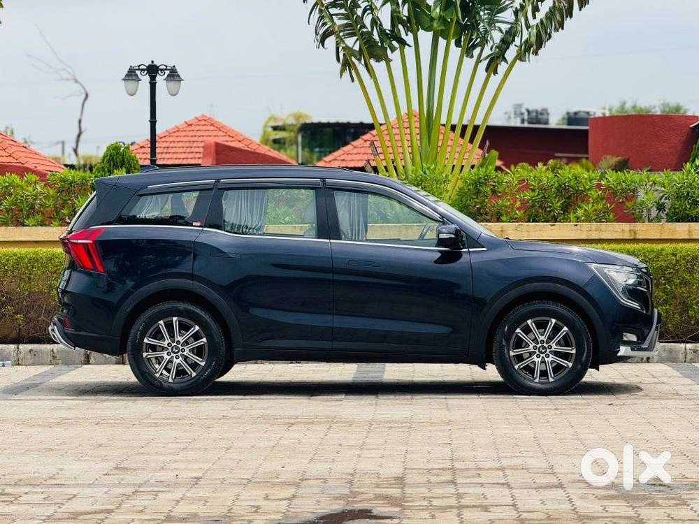 Mahindra Xuv700 2.2 Ax 7 Diesel At Str, 2023, Diesel