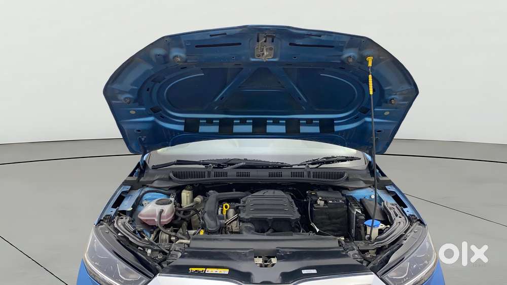 Skoda Slavia 1.0 Tsi Style At, 2022, Petrol