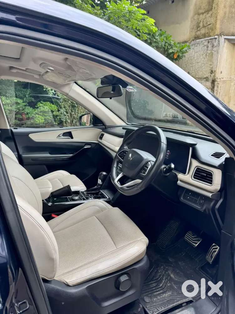 Mahindra Xuv 700 Ax7l Diesel Auto