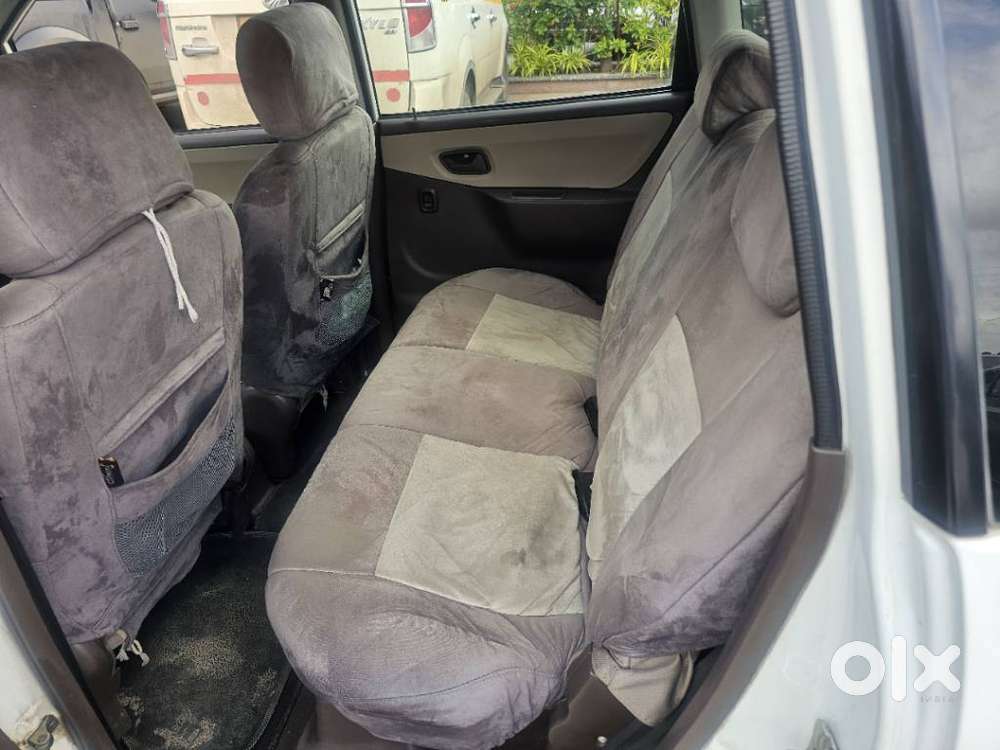 Maruti Suzuki Estilo Lxi Bs-iv, 2011, Petrol