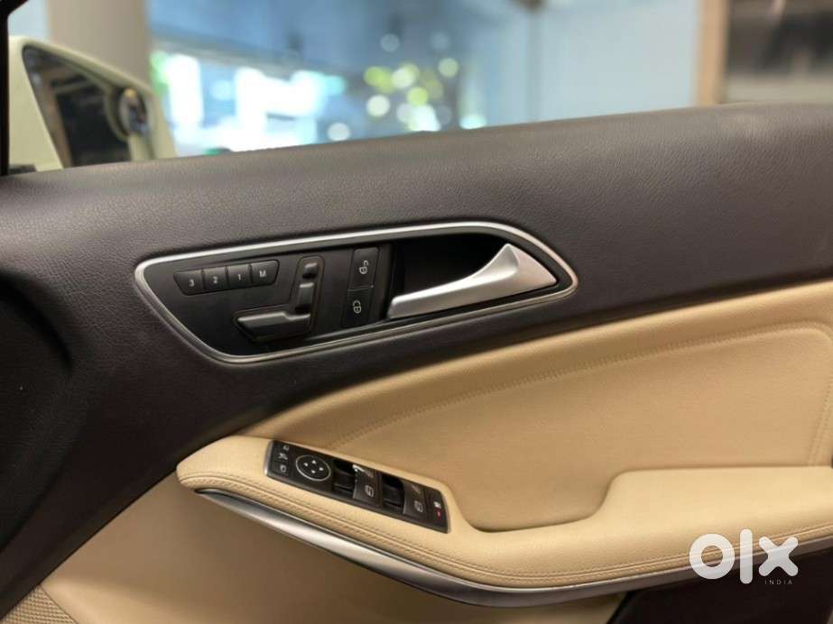 Mercedes-benz Gla Class [2014-2017] 2.0 200 Cgi Sport, 2015, Petrol