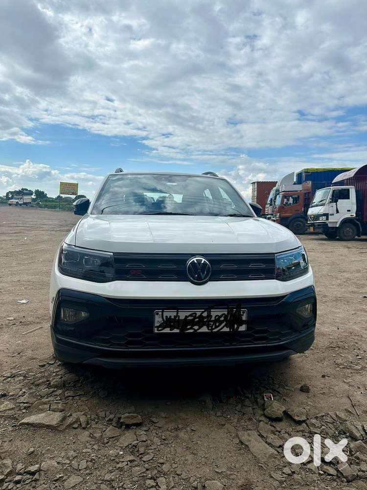 Volkswagen Taigun 2025 Petrol 14500 Km Driven