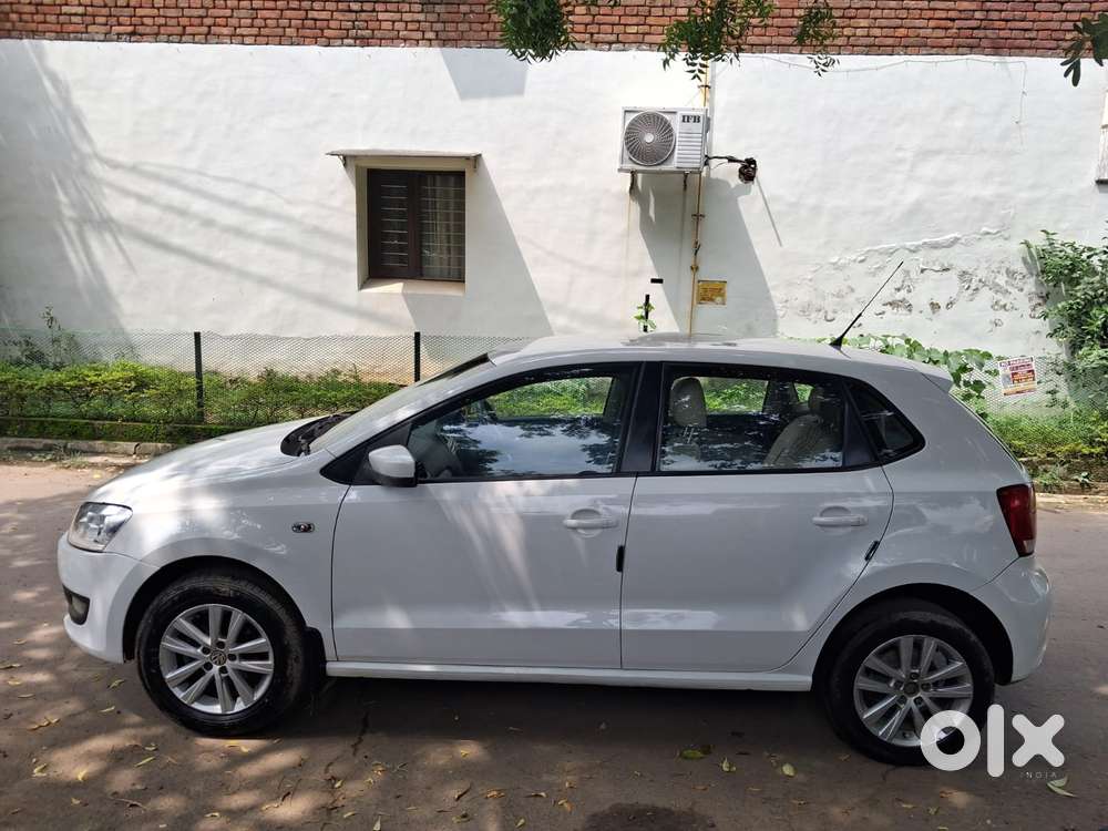 Volkswagen Polo Petrol Highline 1.2l, 2013, Petrol