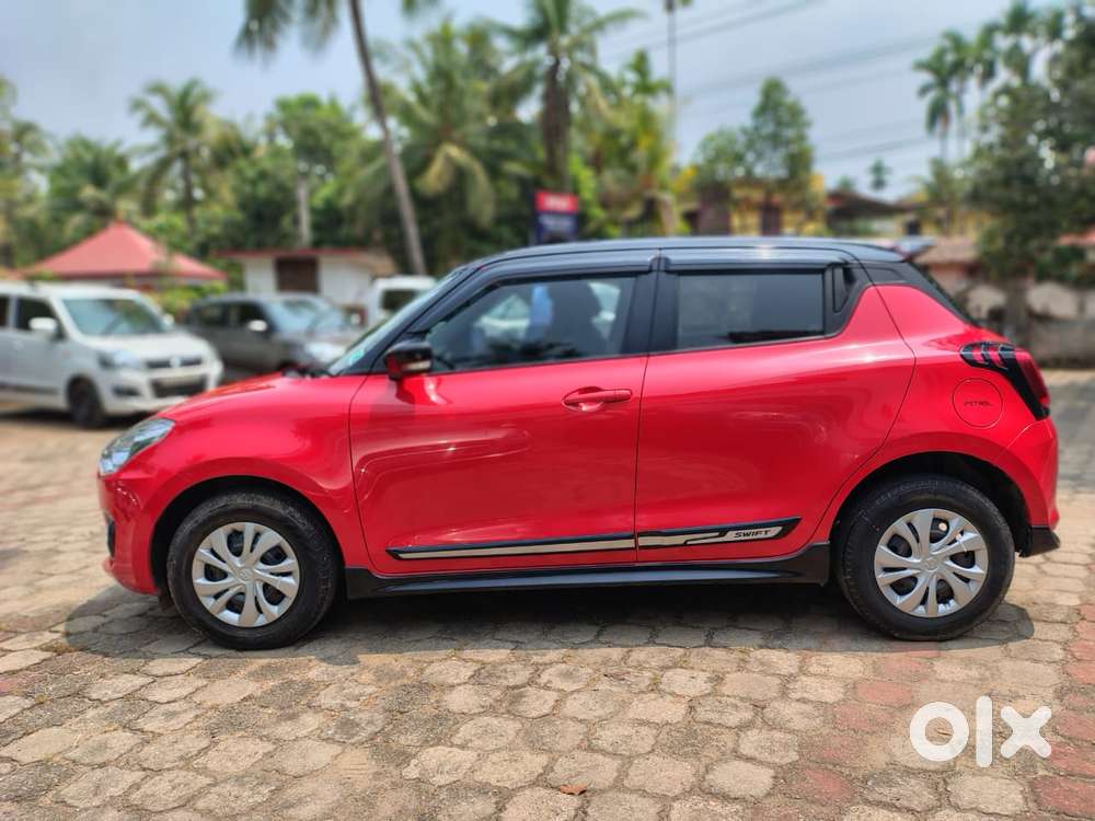 Maruti Suzuki Swift 1.2 Vxi (o), 2022, Petrol