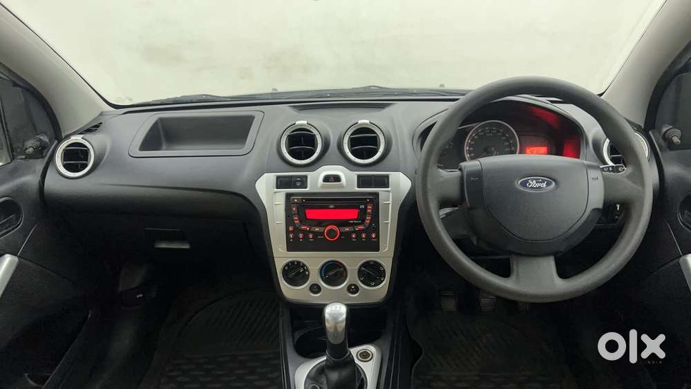 Ford Figo 2010-2012 Petrol Zxi, 2013, Petrol