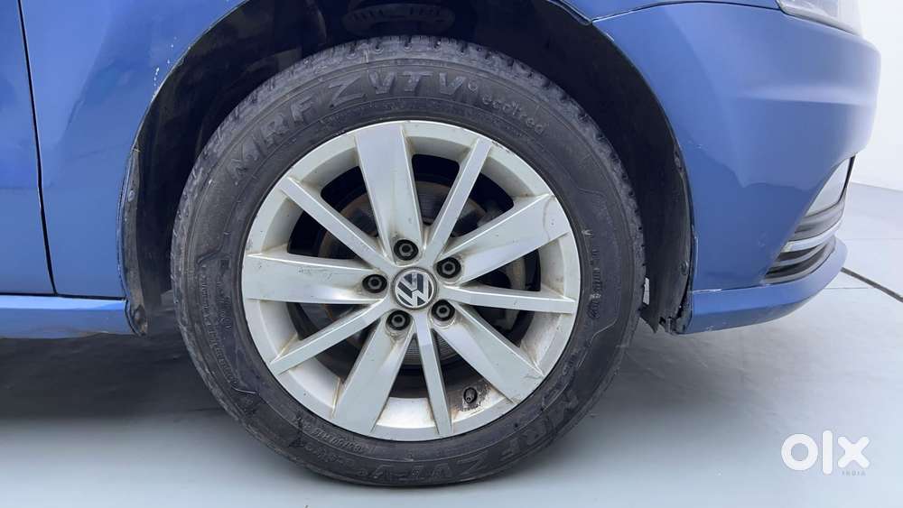 Volkswagen Ameo 1.2 Mpi Highline 16 Alloy, 2016, Petrol
