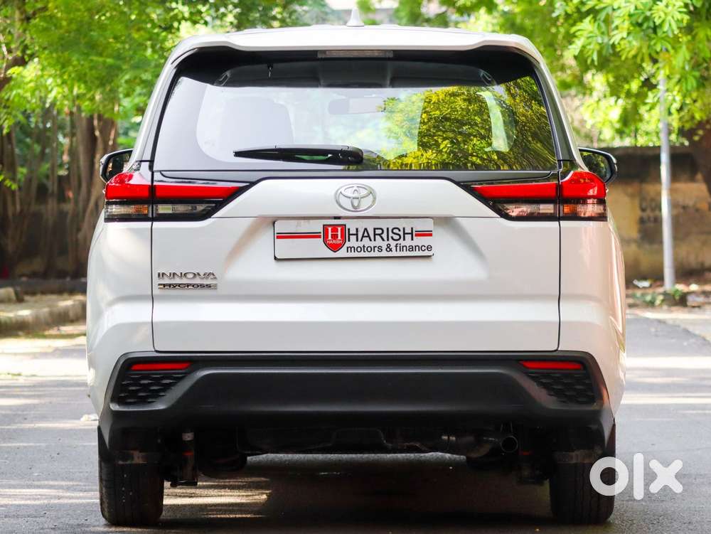 Toyota Innova Hycross 2.0 Gx 7 Str, 2026, Petrol