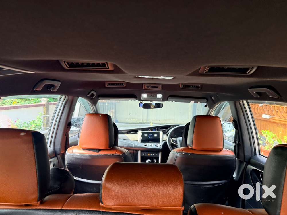 Toyota Innova Crysta