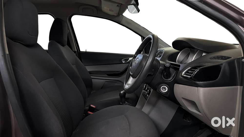Tata Tiago 1.2 Revotron Xz, 2016, Petrol