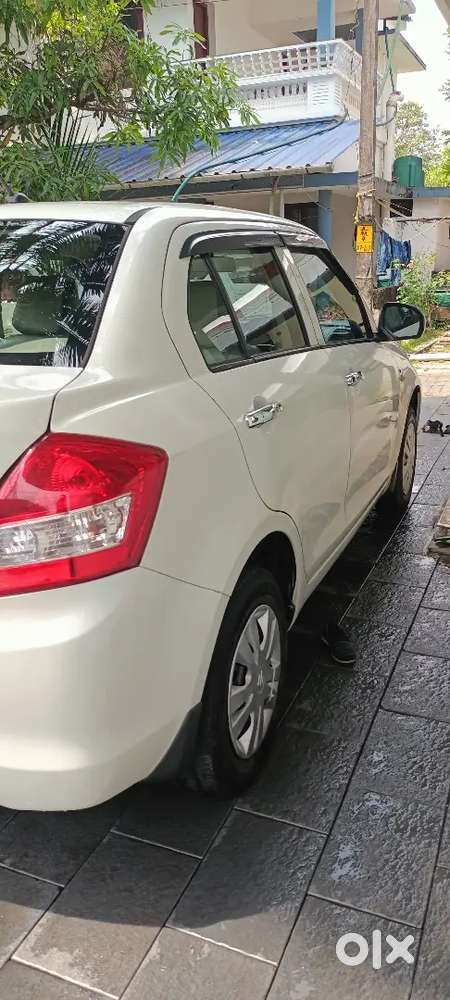 Maruti Suzuki Dzire 1.2 Lxi 2015 Model