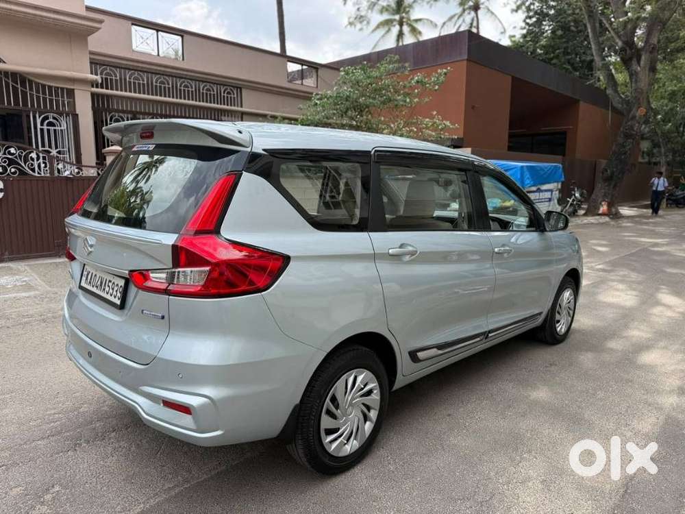 Maruti Suzuki Ertiga Vxi Shvs, 2022, Petrol