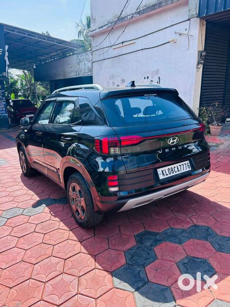 Hyundai Venue 1.2 S (o), 2023, Petrol
