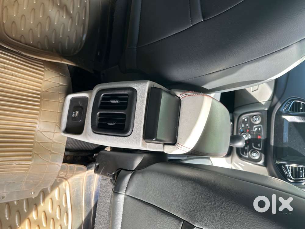 Very Tight Jeep Compass 2018