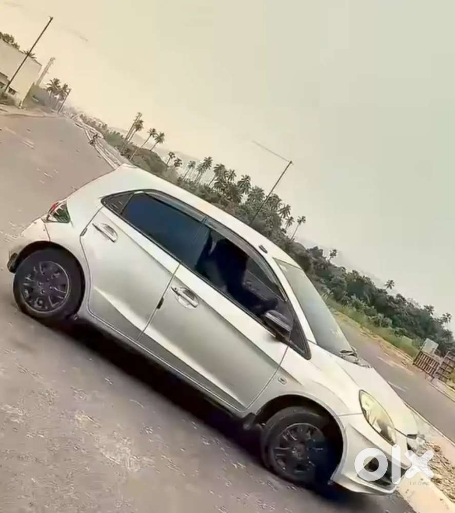 Honda Brio 2012