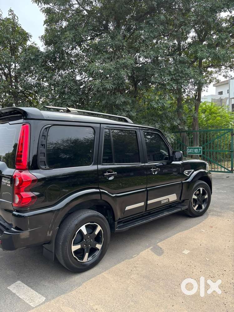 Mahindra Scorpio Classic 2024 Diesel Well Maintained