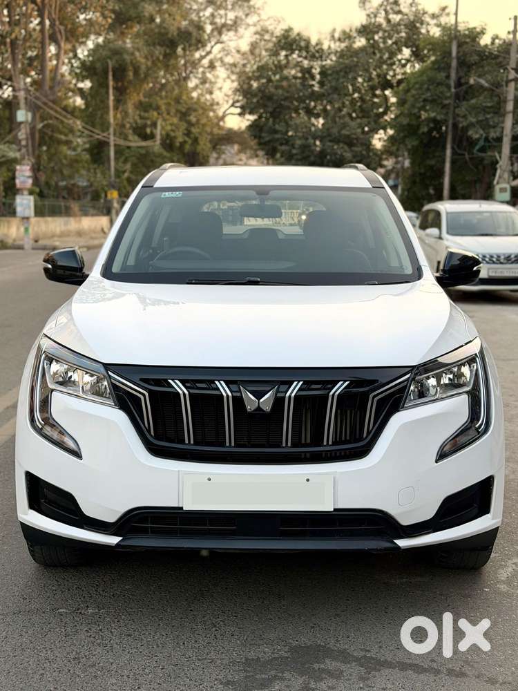 Mahindra Xuv700 2.2 Mx Diesel Mt 5 Str, 2024, Diesel