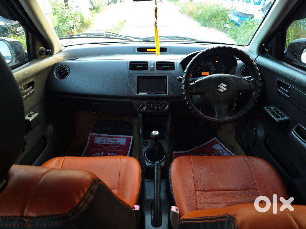 Maruti Suzuki Swift Vxi + Manual, 2005, Petrol