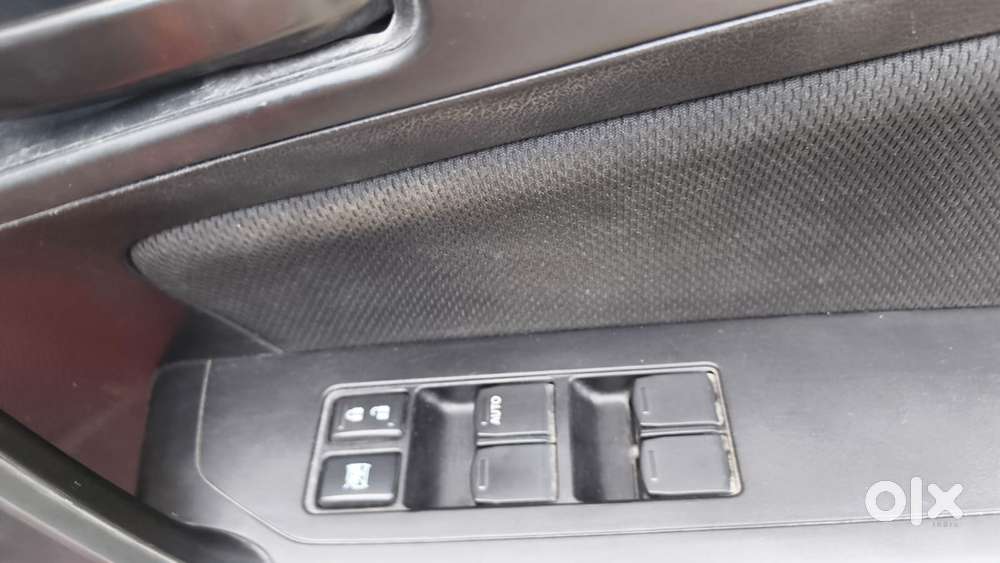Maruti Suzuki Brezza 1.5 Vxi Cng, 2021, Petrol