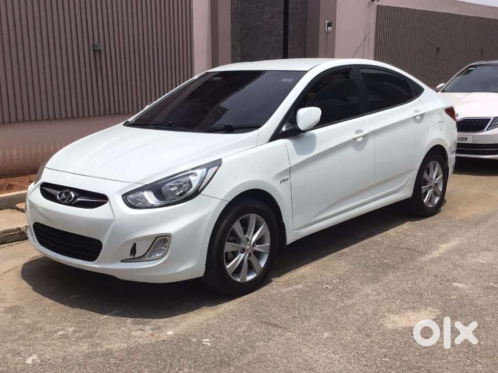 Hyundai Verna Vtvt 1.6 Sx, 2013, Petrol