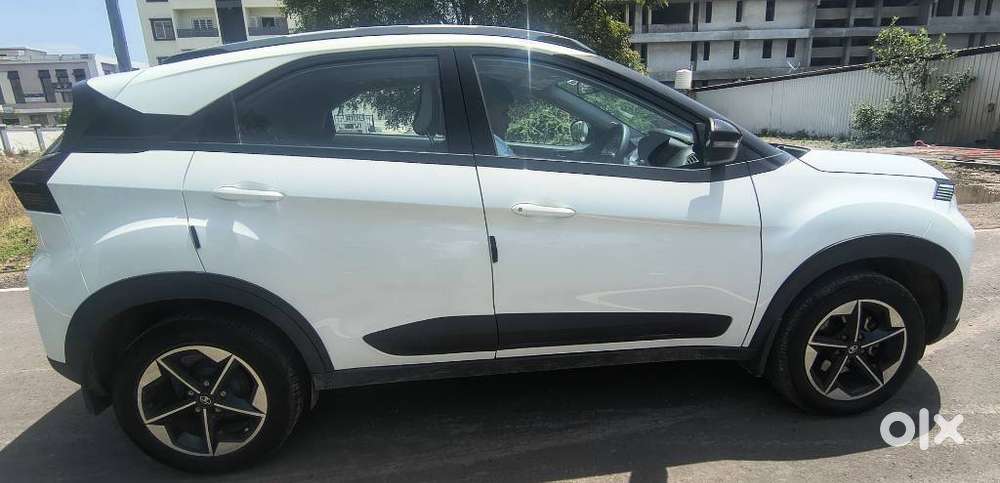 Tata Nexon 1.5 Revotorq Xm (s), 2026, Diesel