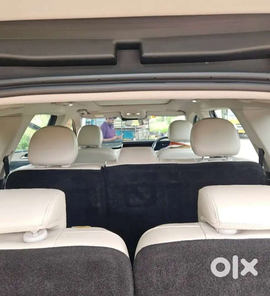 Mahindra Xuv700 Ax7l Diesel 2024 1st Owner No Lone