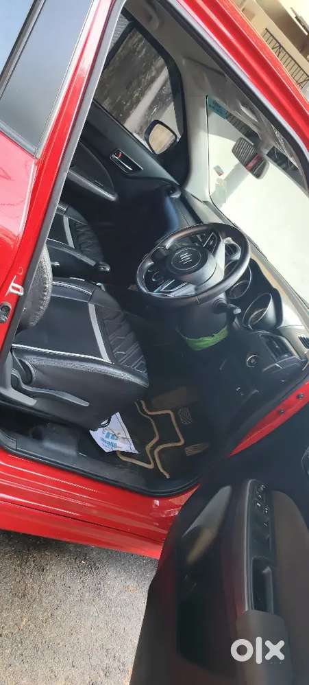 Swift 2023 Zxi Amt Petrol 40000 Km Driven