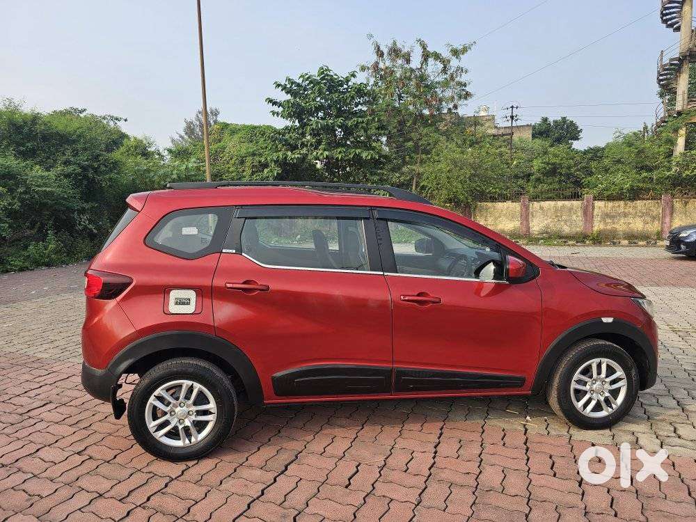 Renault Triber Rxt, 2019, Petrol