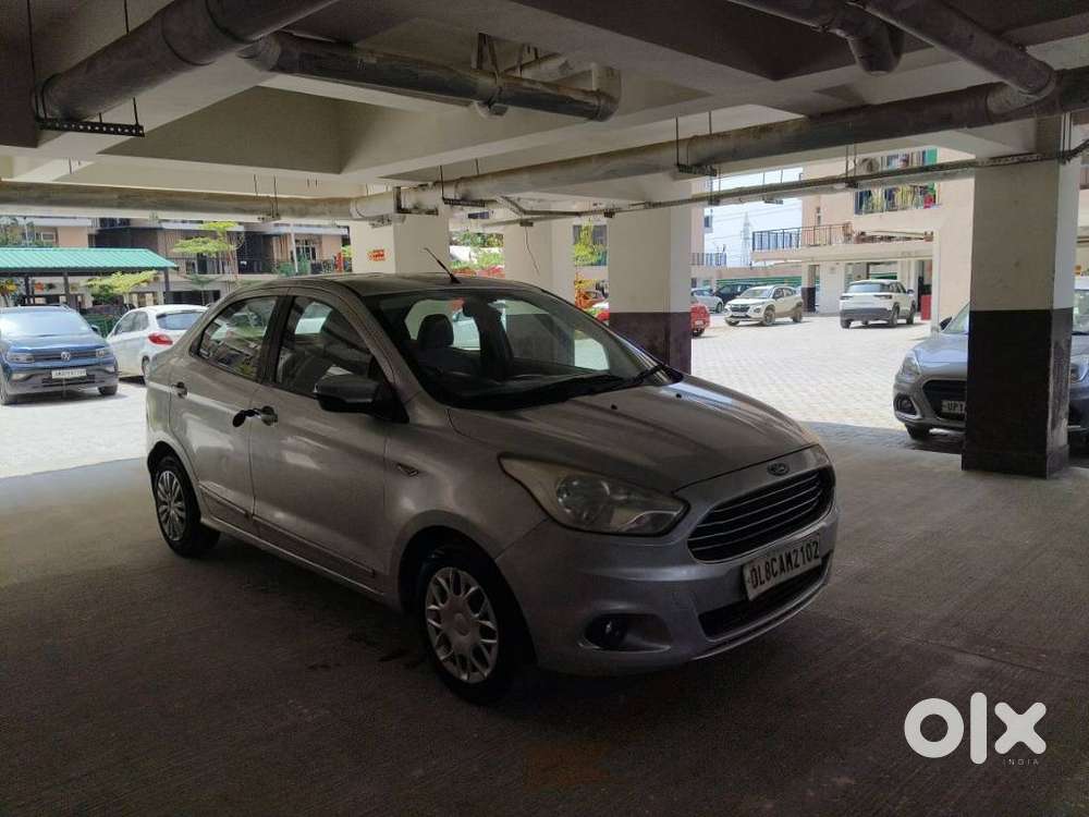 Ford Aspire Titatinium Blu Ti-vct, 2015, Petrol