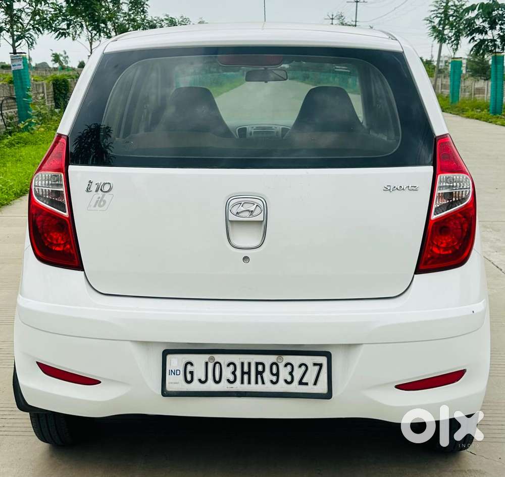 Hyundai I10 Sportz, 2016, Petrol