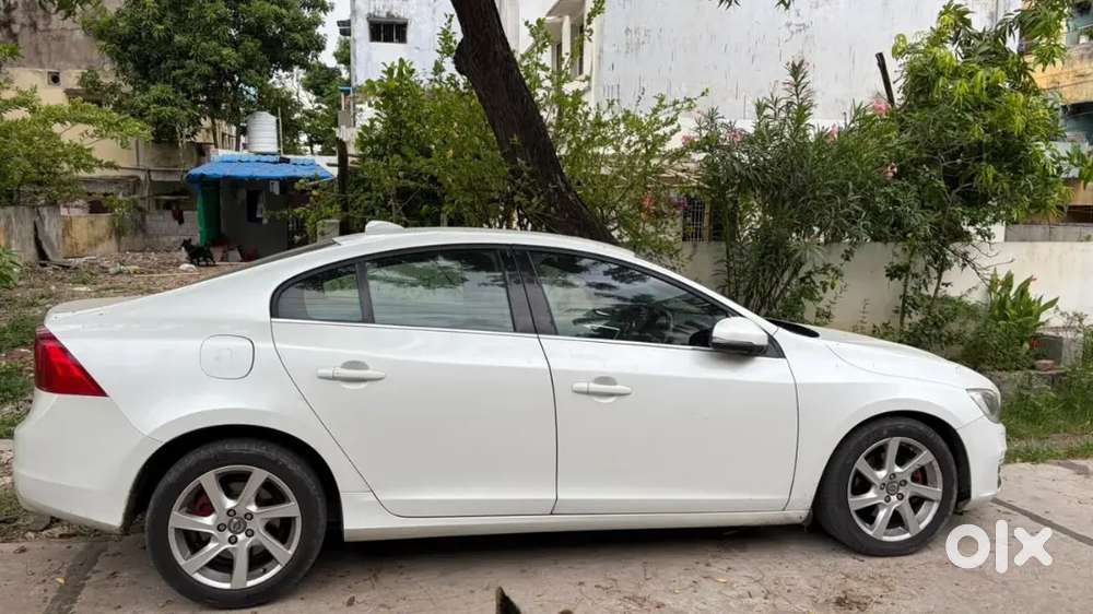Volvo S60 D4 Summum 2015 Car