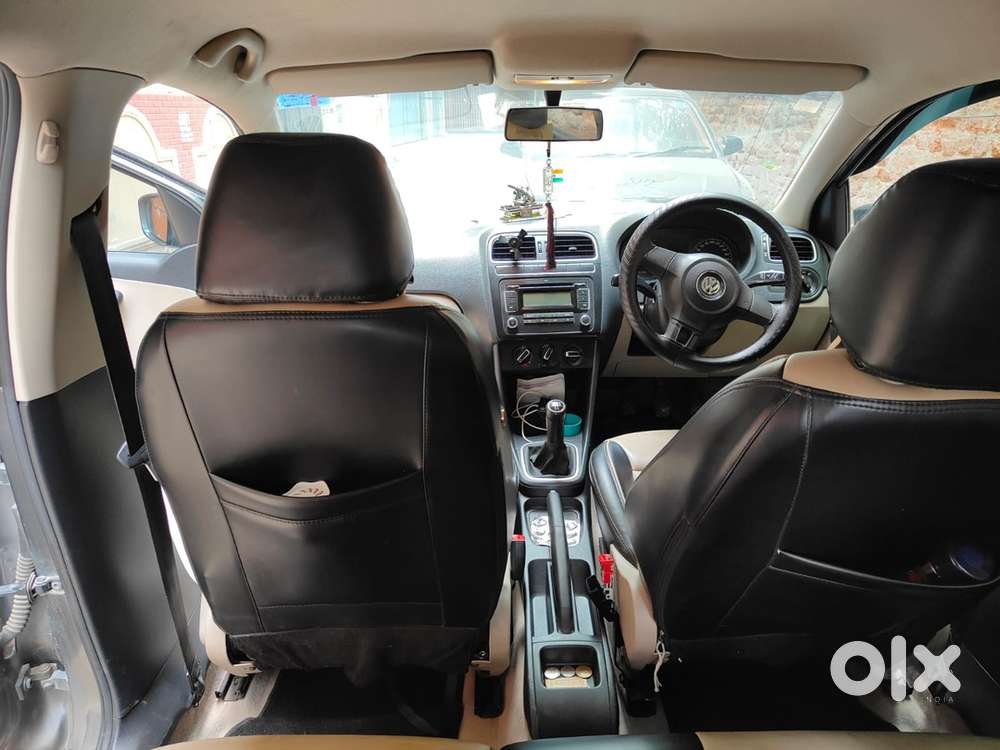 Volkswagen Polo Petrol Manual 2011